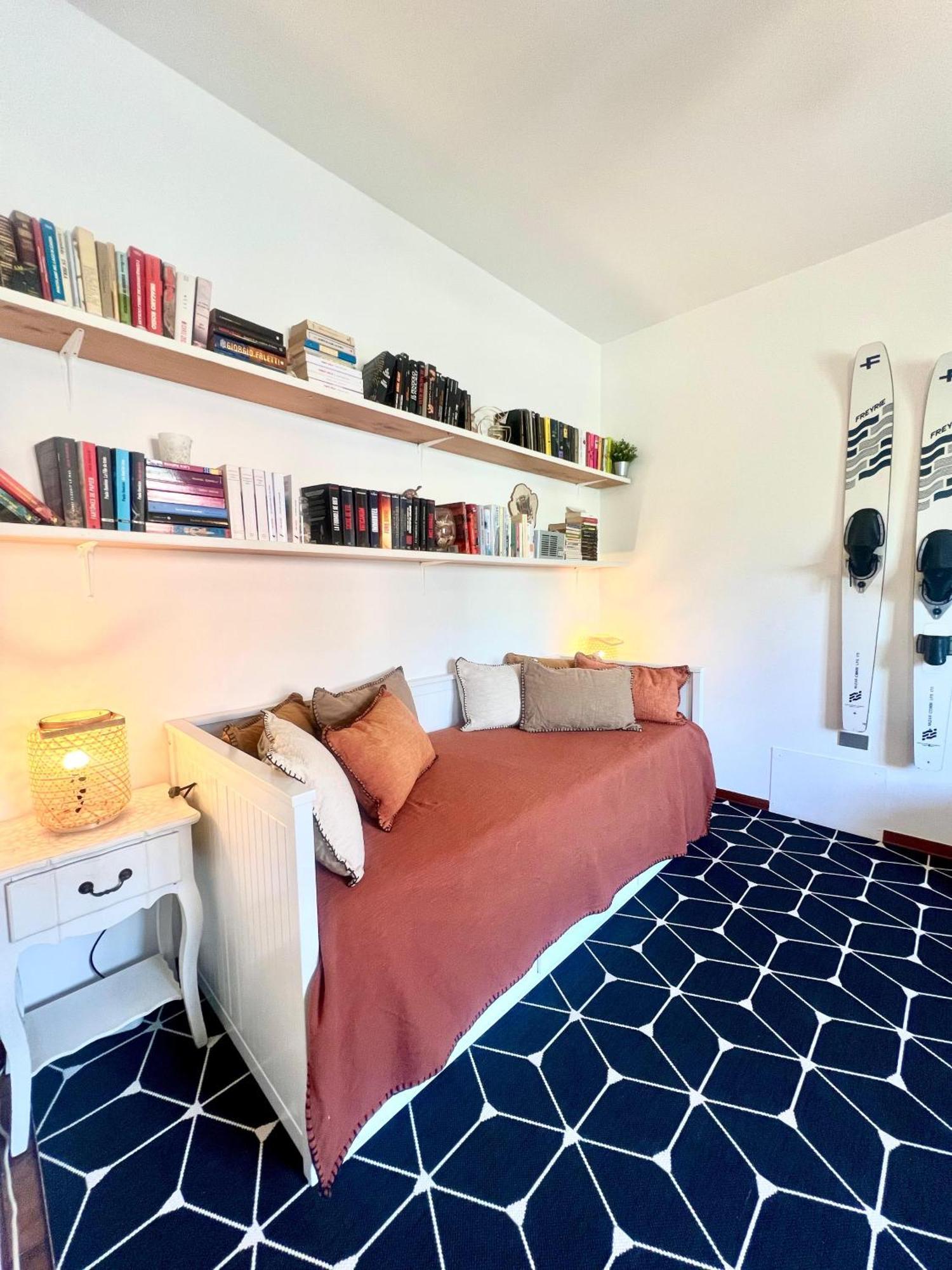 Welcome Traveller Laurence Garden Apartment